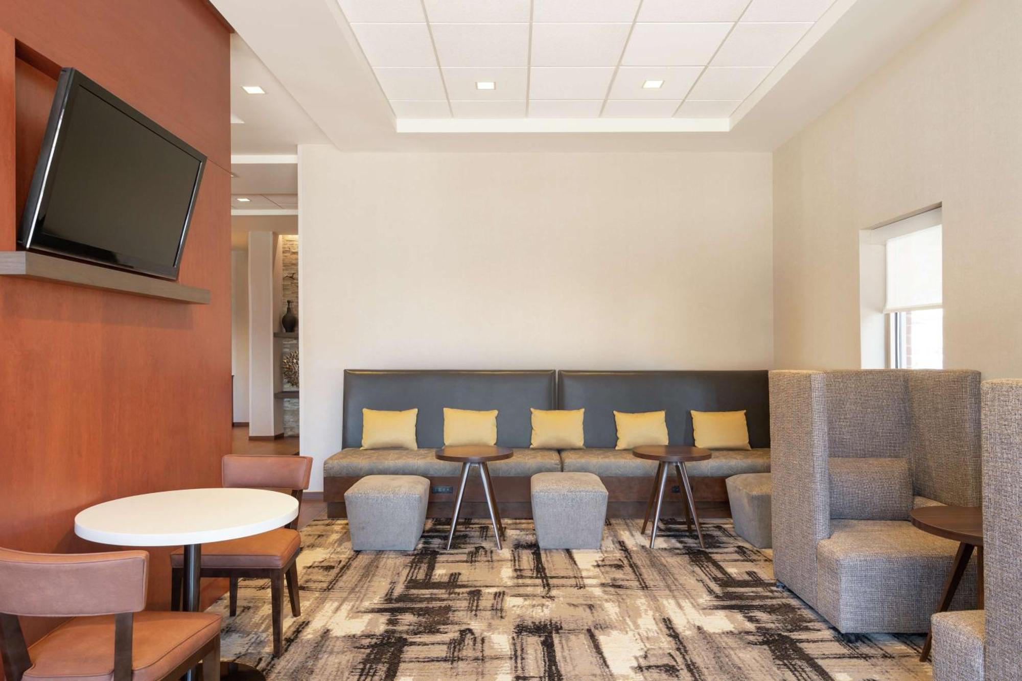Hampton Inn Portland Downtown Waterfront Exterior foto