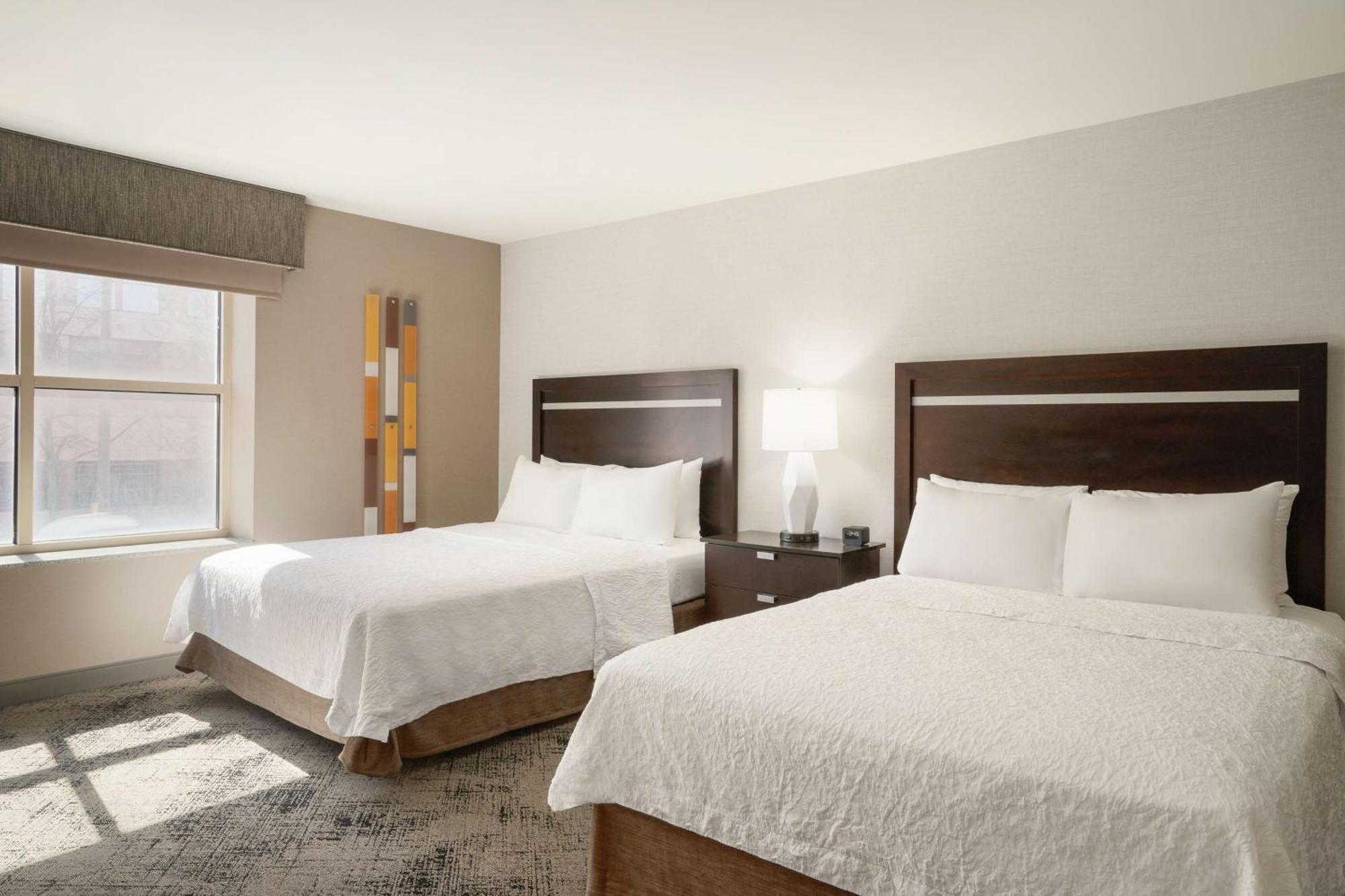 Hampton Inn Portland Downtown Waterfront Exterior foto