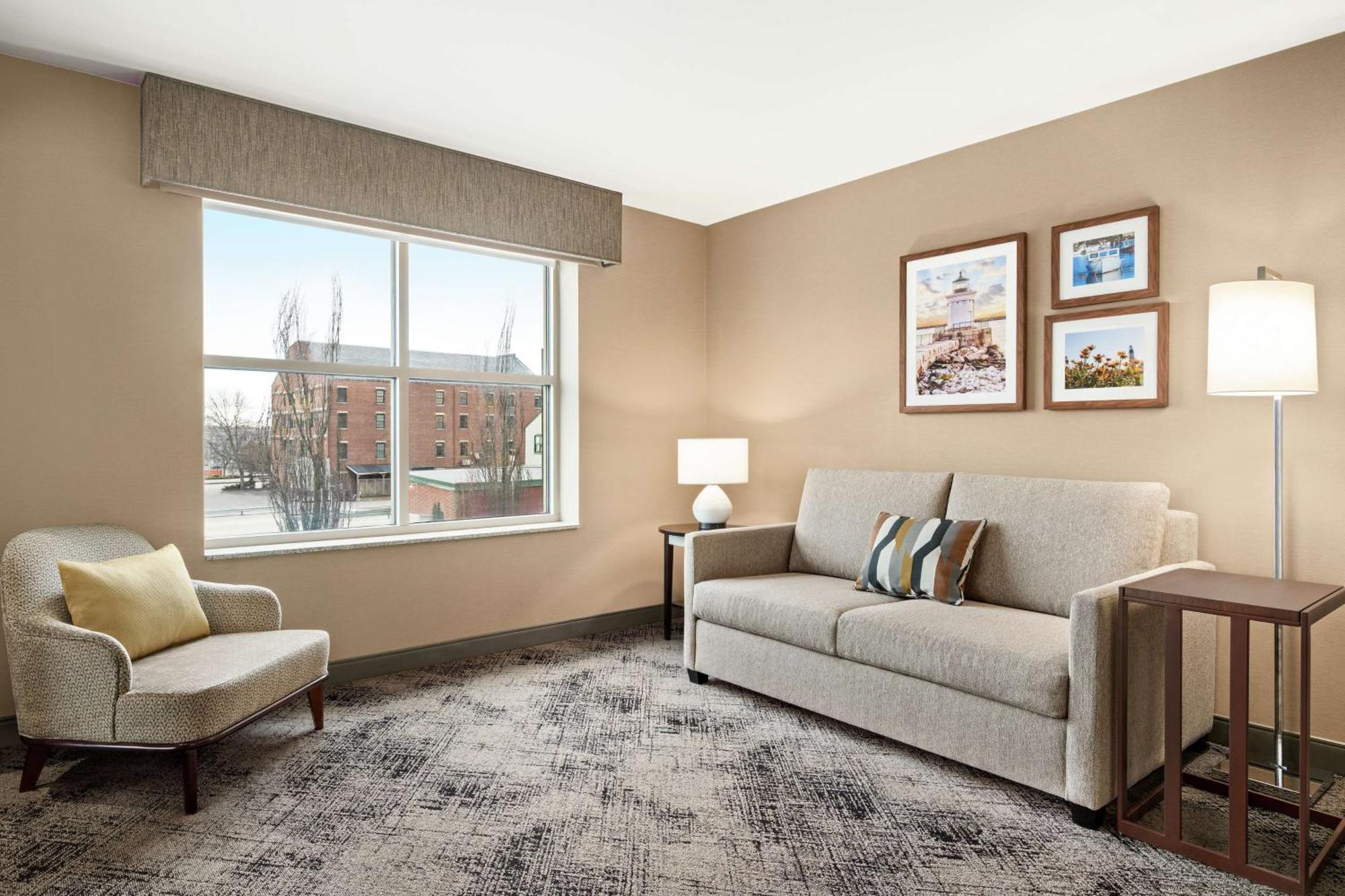 Hampton Inn Portland Downtown Waterfront Exterior foto